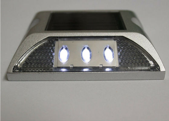 Κόκκινο LED Cat Eye Road Stud Αντανάκλαστο Αλουμίνιο για την οδική ασφάλεια
