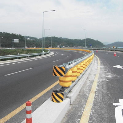 Εγκρίθηκε από την CE/ISO EVA Roller Barrier Anti-corrosion Roller Guardrail για την οδική ασφάλεια