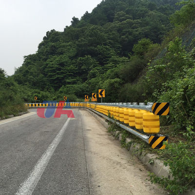 Ασφαλής για την οδική κυκλοφορία PU Foam EVA Highway Rolling Barrel Guardrail