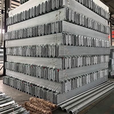 ISO9001 2008 Πιστοποιημένο Εφαρμοσμένο Γαλβανισμένο Δύο Κύκλους Φρουράς για την Ασφάλεια της Οδικής Κυκλοφορίας