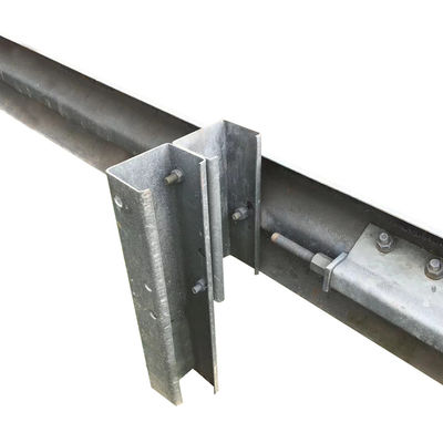 Ζαλβανισμένο σε θερμό βύθιση W Beam Highway Guardrail H Post για την ασφαλή κατασκευή αυτοκινητοδρόμων