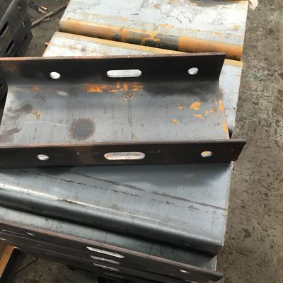 Ζυγισμένος W Beam Highway Guardrail Spacer για την οδική ασφάλεια και την επίστρωση σκόνης