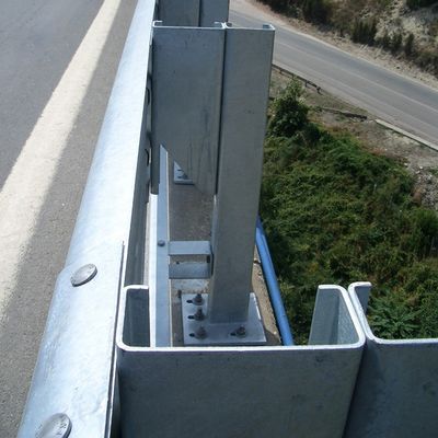 Ζεστό Ζαλβανισμένο AASHTO M180 Highway Guardrail Post με ISO9001 2000
