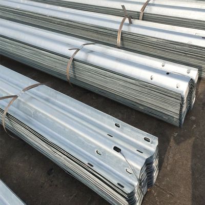 Προσαρμοσμένη Οδική Οδική Ασφάλεια W Beam Steel Guardrail Hot Dip Galvanized Q235 Q345