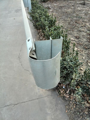 ISO9001 2000 Πιστοποιημένο Q235 Q345 ASTM Standard Highway Guardrail Τερματικό Τερματικό Φραγμό Εμπορίου