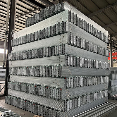 AASHTO M-180 W Beam Galvanized Steel Guardrail Προσαρμοσμένο για το εμπόδιο κυκλοφορίας σε αυτοκινητόδρομους
