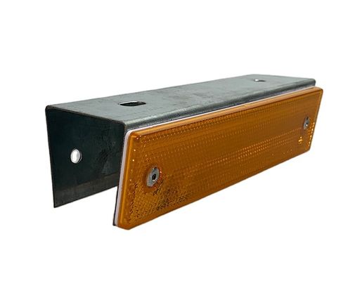 Υλικό PC από αλουμίνιο Ασφάλεια της κυκλοφορίας Ηλιακοί αντανάκλαστες δρόμων 100*100*20mm για δρόμους