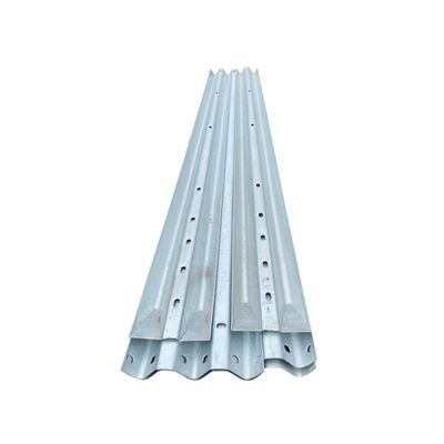 Ζυγισμένη σκόνη επικαλυμμένη με W beam guardrail και ISO9001 2000 GB/T19001-2000 Πιστοποιημένη