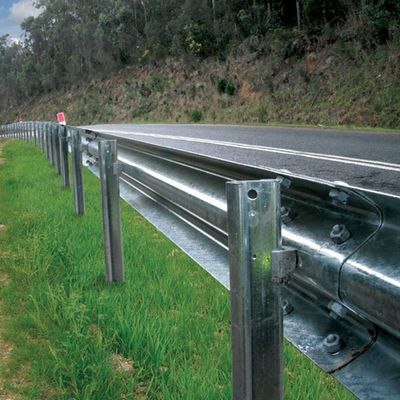 AASHTO M180 Ζεστό βουτηγμένο γαλβανισμένο χάλυβα οδική ασφάλεια εμπόδιο κυκλοφορίας οδική περίφραξη
