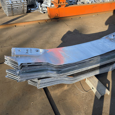 ISO9001 2008 Πιστοποιημένο W Beam Highway Guardrail Q235 Q345 Χάλυβα Buffer End για την αγορά