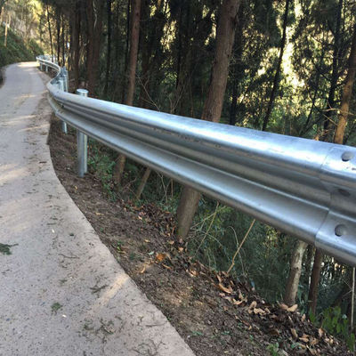 Πρότυπο ασφάλειας οδικής κυκλοφορίας AASHTO M-180 Curved Bending Guardrail με πρότυπο