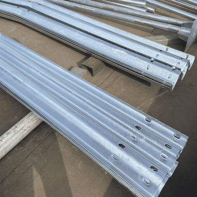 ISO 9001/ISO14001/ISO 18001 Σιδηροδρομική προστατευτική διάφραξη από χάλυβα H1 W-Beam για την οδική ασφάλεια