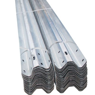 U Post και U Spacer Highway Guardrail που συμμορφώνεται με το πρότυπο AASHTO M-180 για την Αγκόλα