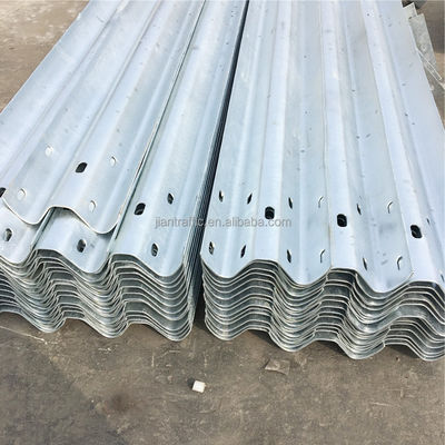 U Post και U Spacer Highway Guardrail που συμμορφώνεται με το πρότυπο AASHTO M-180 για την Αγκόλα