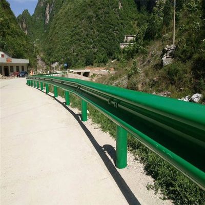 Πυροσκεπασμένο AASHTO M-180 W Beam Guardrail Διαδρομικό φράγμα για τον έλεγχο της κυκλοφορίας στην Αφρική