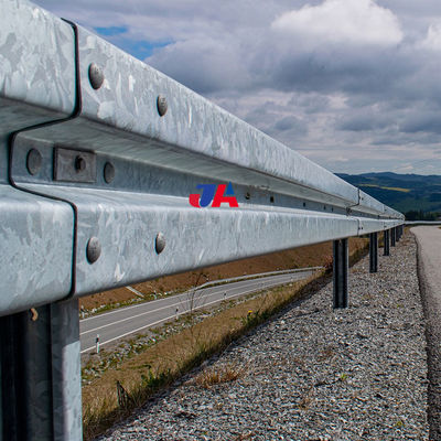 Ζεστό βάψιμο Ζυγισμένο U Channel Spacer Block W Beam Highway Guardrail για ασφαλή οδική κυκλοφορία
