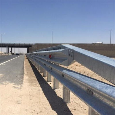 Ζυγισμένο χάλυβα Τυρί Beam Guardrail Προσαρμοσμένο για τις απαιτήσεις του έργου σας