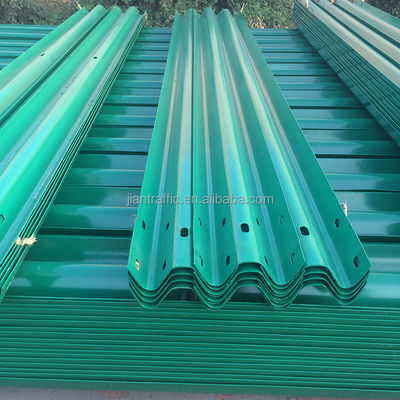 Πρότυπο AASHTO M-180 Οδική Ασφάλεια W Beam Galvanized Guardrail για την έκπτωση της αγοράς