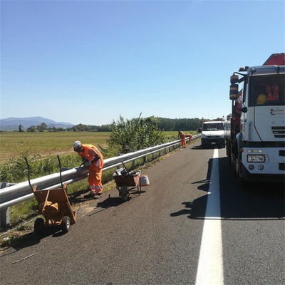Q345 SJ345R Οδική Ασφάλεια Ψυχρόσφαιρο Ζυγισμένο W Beam Guardrail για εμπόδιο κυκλοφορίας
