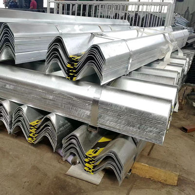 Ζεστά γαλβανισμένα και κρύα έλατα W-Beam Highway Guardrail με πιστοποιητικό CE / BV / ISO