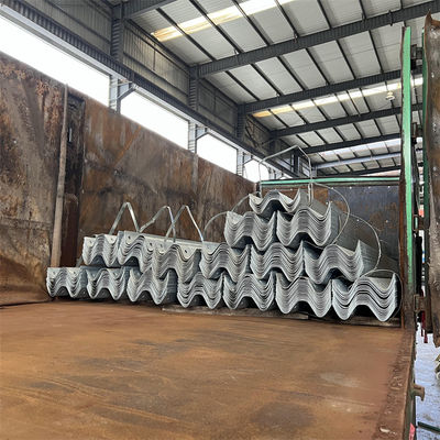 2022 Κάτω W Beam Guardrail Highway Guardrail Steel Barrier Προσαρμοσμένη εξωτερική ασφάλεια