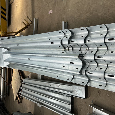 Εξωτερική Ασφάλεια Πουλί Επιχρισμένο Custom Color Steel Highway Guardrail για την ασφάλεια της κυκλοφορίας