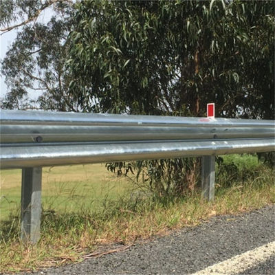 Ζυγισμένο W Beam Highway Guardrail με τεχνολογία θερμής ζυγισμένης και ψυχρής έλασης