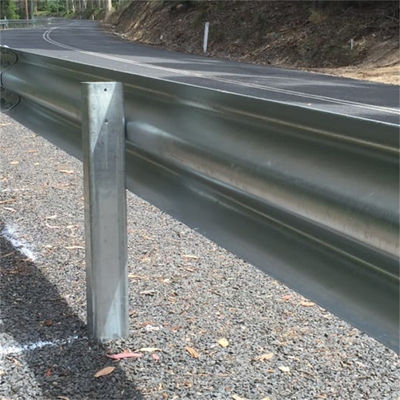 ISO9001/TUV/ BV/CE Πιστοποιημένο W Beam Guardrail για προστασία από τροχαία ατυχήματα με θερμότατα γαλβανισμό